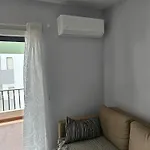 Flat Ac Balcony And View *
