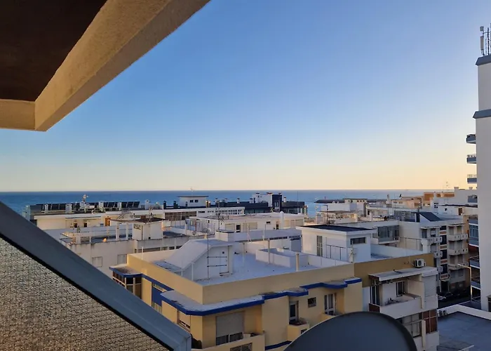 Flat Ac Balcony And View 아파트 *