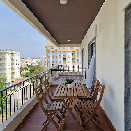 Flat Ac Balcony And View Quarteira